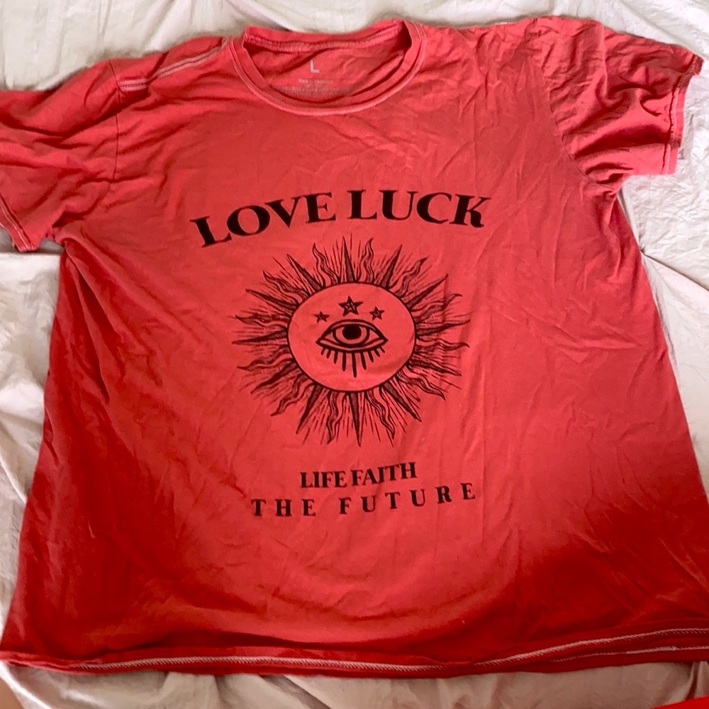 Urban outfitters graphic tshirt ❤️